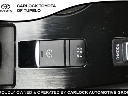 Used 2024 Nissan Rogue SV w/ SV Premium Package FWD image 31