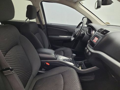Used 2018 Dodge Journey SE w/ Popular Equipment Group FWD image 21
