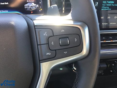 Used 2025 Chevrolet Silverado 1500 LT image 36