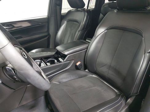 Used 2023 Jeep Grand Cherokee Altitude image 15