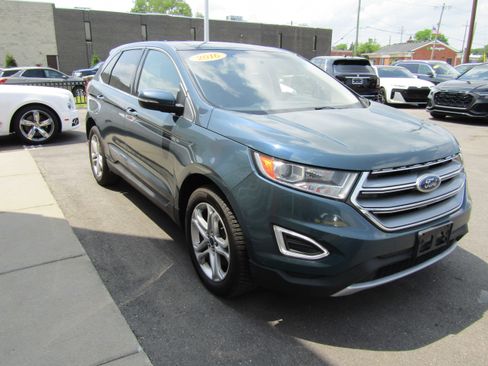 Used 2016 Ford Edge Titanium w/ Equipment Group 301A AWD/4WD image 4