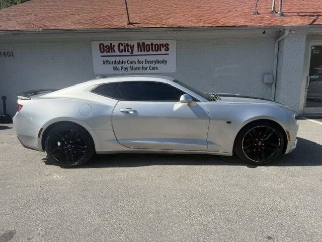 Used 2016 Chevrolet Camaro LT RWD image 4