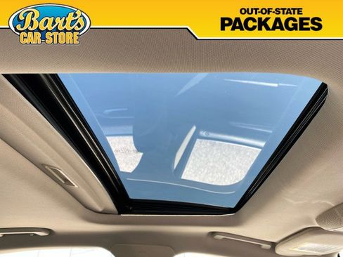 Used 2020 Ford Fusion SE FWD image 16