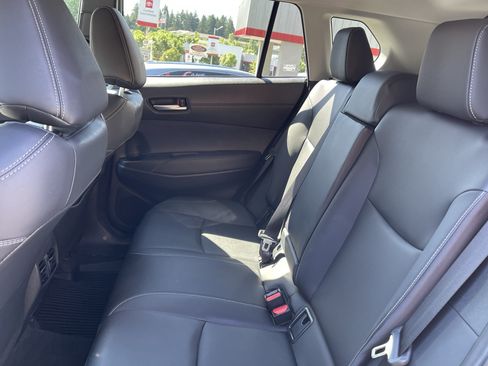 Certified 2025 Toyota Corolla Cross XLE FWD image 13