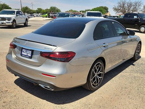 Used 2022 Mercedes-Benz E 450 4MATIC Sedan image 3