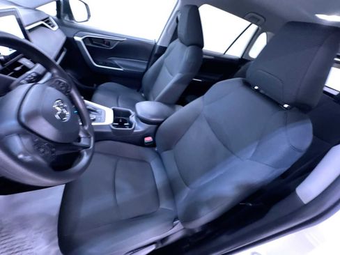 Used 2024 Toyota RAV4 LE image 14