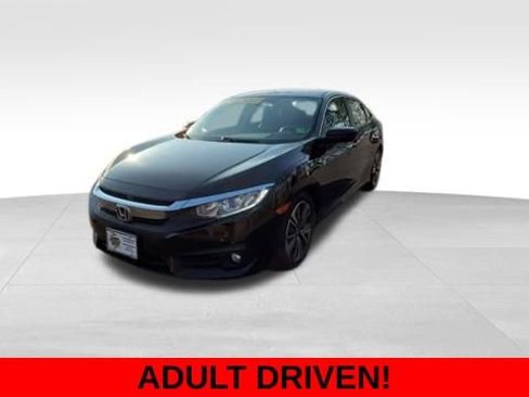 Used 2018 Honda Civic EX-T image 2