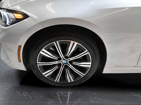 Used 2025 BMW 330i xDrive Sedan w/ Convenience Package AWD/4WD image 10