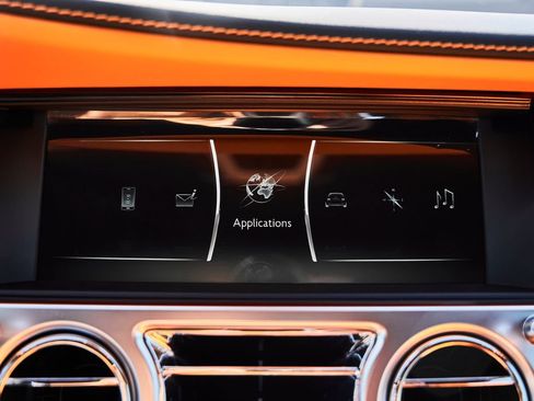 Used 2020 Rolls-Royce Wraith RWD image 64