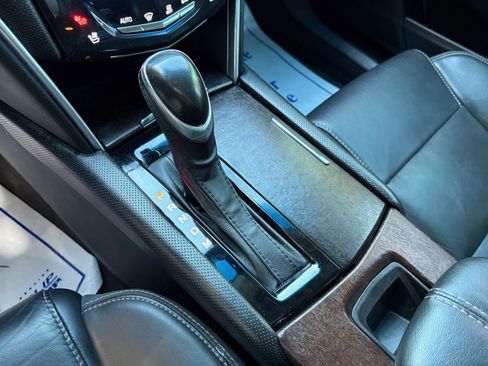 Used 2019 Cadillac XTS Luxury image 29