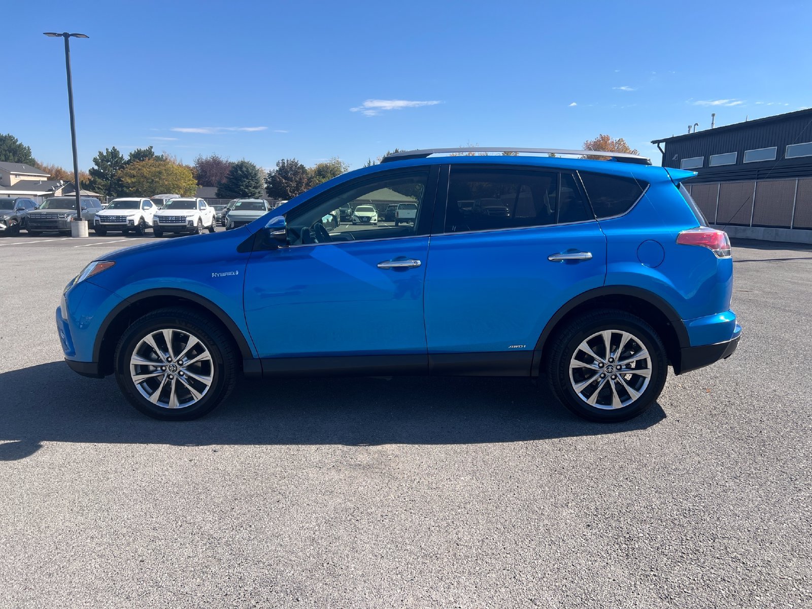 Used 2017 Toyota RAV4 Limited w/ Advanced Technology Package AWD/4WD image 6