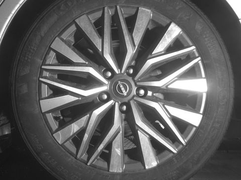 Used 2025 Nissan Altima 2.5 SV image 14