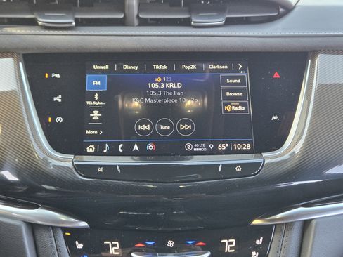 Used 2024 Cadillac XT6 Sport w/ Platinum Package image 24