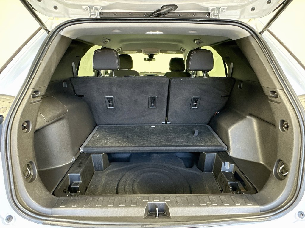 Used 2022 Chevrolet Equinox LS w/ LS Convenience Package FWD image 25