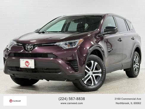 Used 2018 Toyota RAV4 LE w/ All Weather Liner Package image 1