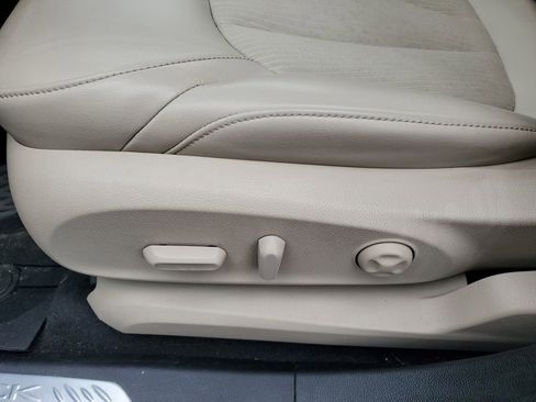 Used 2019 Buick Envision Preferred w/ LPO, Active Package image 6