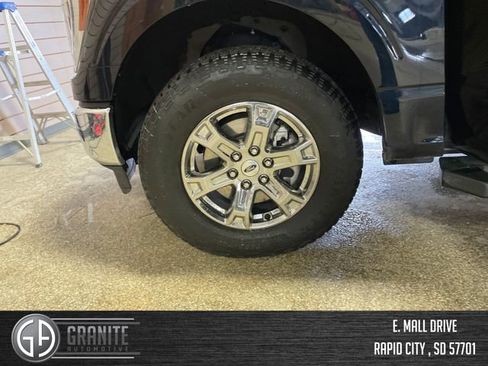 Used 2022 Ford F150 Lariat w/ Equipment Group 502A High AWD/4WD image 16