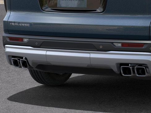 New 2025 Chevrolet Traverse LT w/ Enhanced Driving Package image 14