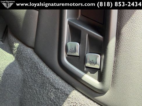 Used 2021 BMW X7 M50i w/ Executive Package AWD/4WD image 22