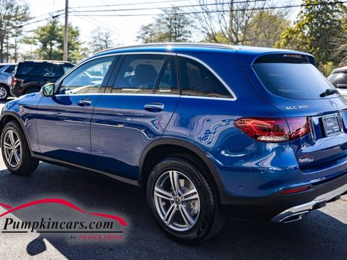 Used 2022 Mercedes-Benz GLC 300 4MATIC w/ Premium Package Lite image 5
