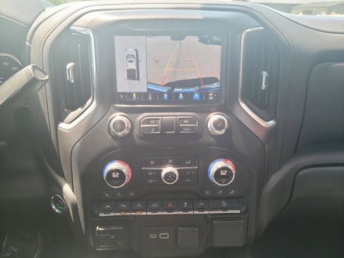 Used 2020 GMC Sierra 1500 AT4 w/ AT4 Premium Package AWD/4WD image 11