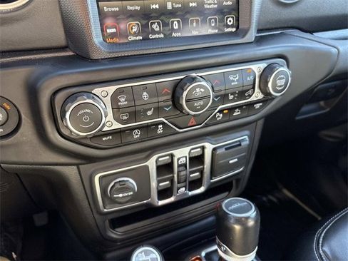 Used 2021 Jeep Gladiator Overland w/ Popular Equipment Package image 32