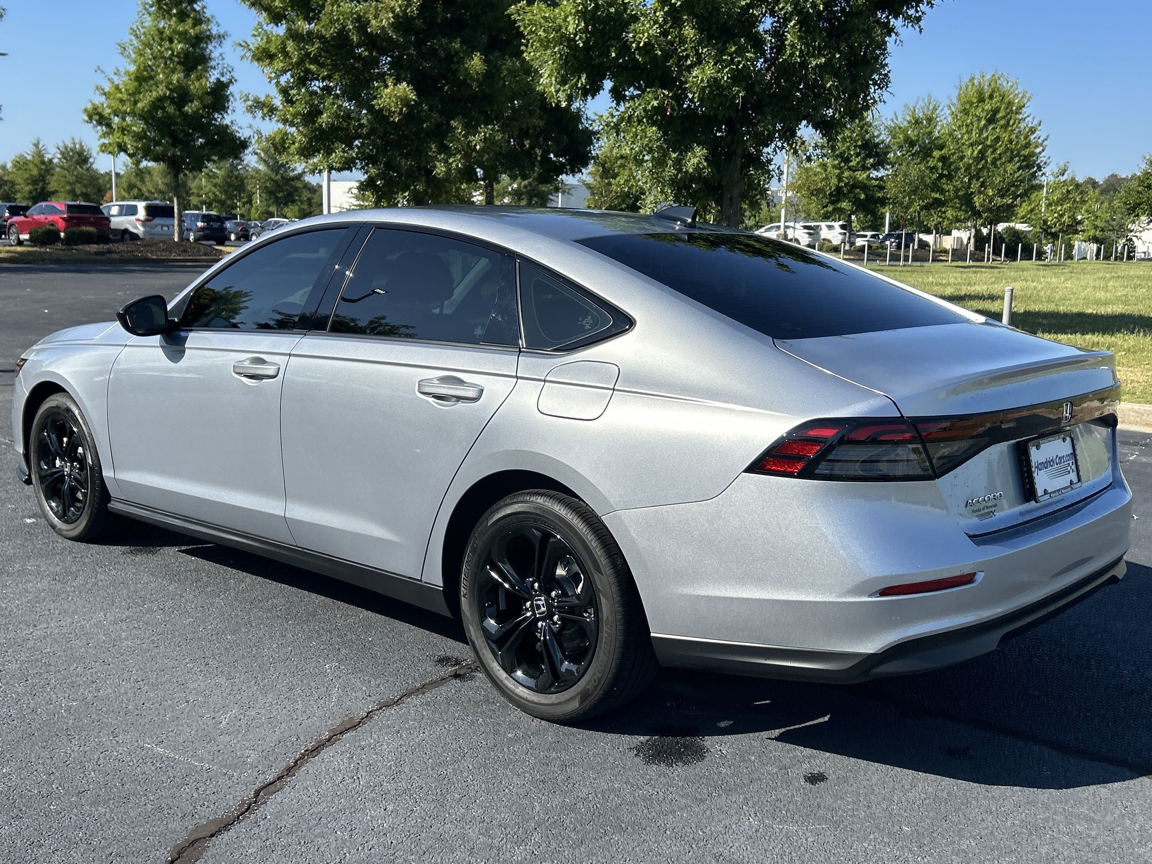 Used 2025 Honda Accord SE image 7