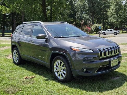 Used 2015 Jeep Cherokee Limited AWD/4WD image 1