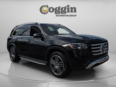 Certified 2024 Mercedes-Benz GLS 450 4MATIC image 7