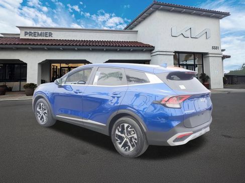 Used 2023 Kia Sportage EX FWD image 5