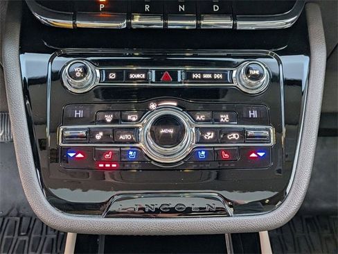 Used 2020 Lincoln Corsair Reserve w/ Elements Package image 23