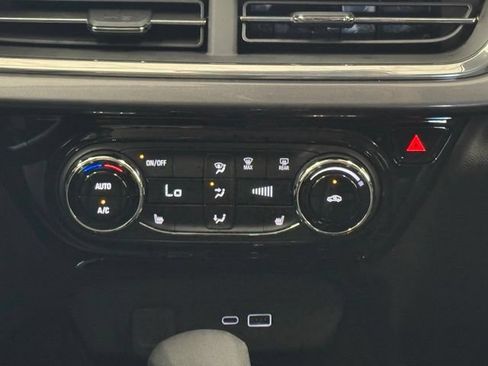 New 2026 Chevrolet Trax ACTIV w/ Driver Confidence Package FWD image 17