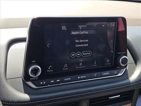 Used 2023 Nissan Rogue SV FWD image 13
