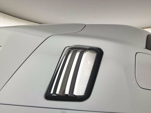 New 2025 Rolls-Royce Spectre Black Badge w/ Leather Finishing Pack image 24