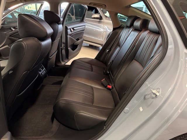 Used 2021 Honda Accord Touring image 23