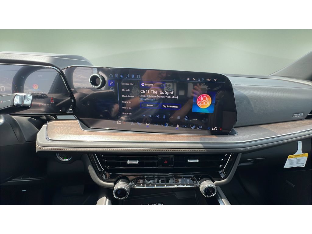 New 2026 Chevrolet Tahoe High Country AWD/4WD image 17