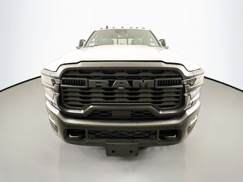 Used 2025 RAM 3500 Tradesman AWD/4WD image 2