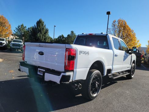 Used 2025 Ford F350 Lariat w/ Lariat Ultimate Package image 3