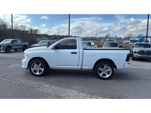 Used 2016 RAM 1500 Express image 4