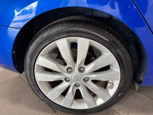 Used 2010 Kia Forte SX image 11