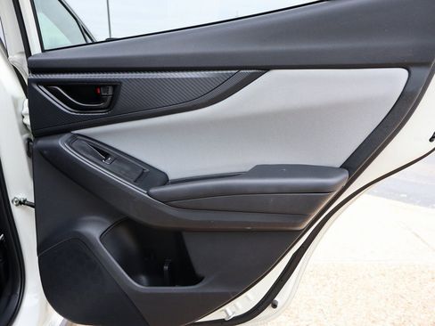 Used 2022 Subaru Crosstrek 2.0i Premium w/ Popular Package #4 image 12