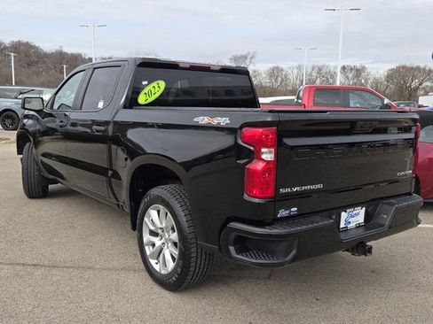 Used 2023 Chevrolet Silverado 1500 Custom image 13