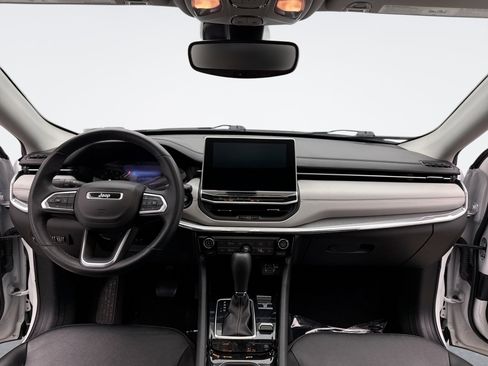 Used 2022 Jeep Compass Limited w/ Sun and Sound Group image 14