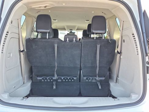 Used 2022 Chrysler Pacifica Touring-L FWD image 29
