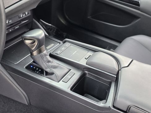 Certified 2022 Lexus ES 350 w/ Premium Package image 28