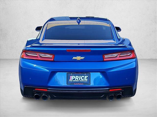 Used 2018 Chevrolet Camaro LT RWD image 7