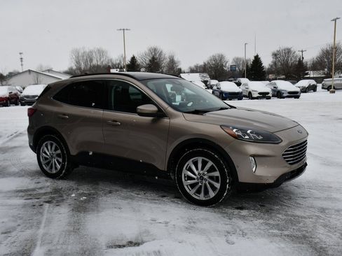 Used 2021 Ford Escape Titanium w/ Titanium Elite Package image 8