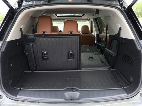 New 2026 Nissan Pathfinder Platinum AWD/4WD image 8