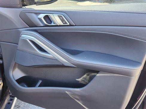 Used 2023 BMW X6 xDrive40i image 15