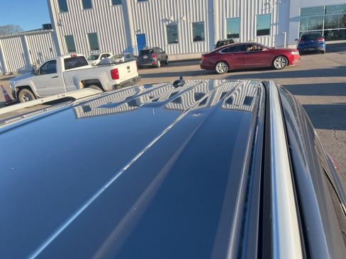 Used 2015 Nissan Pathfinder SL image 13